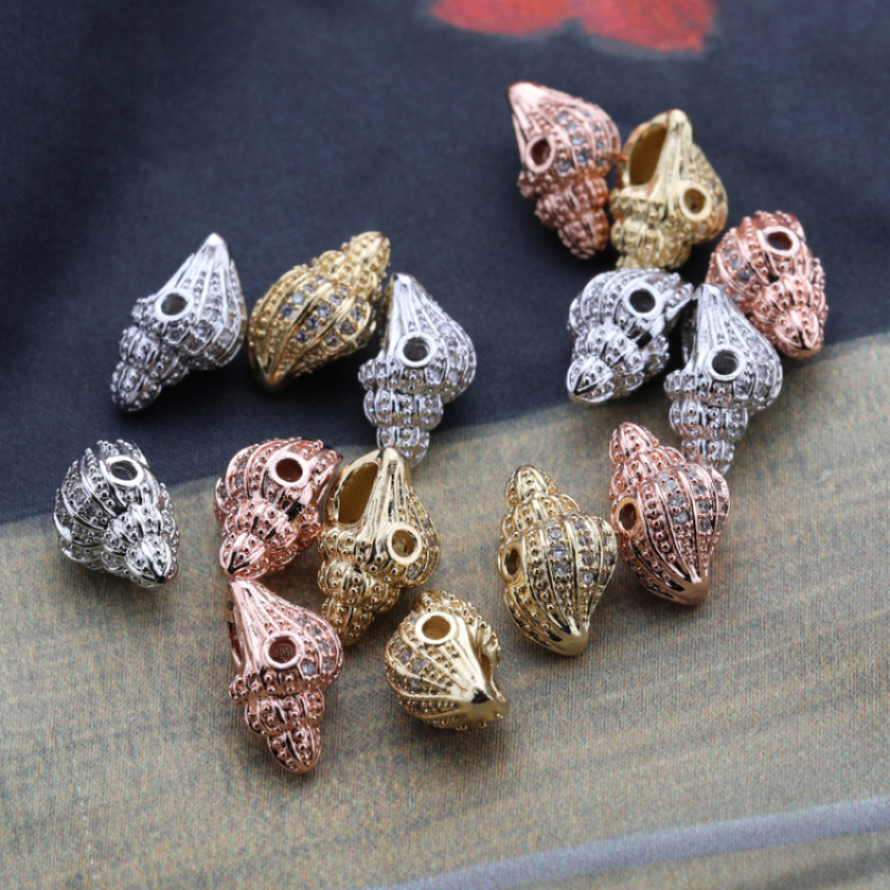 BOHEMIA Style High Quality Jewelry Accessories Micro Insert Zircon Copper Sea Snail Charms Pendants for Designers  Gift