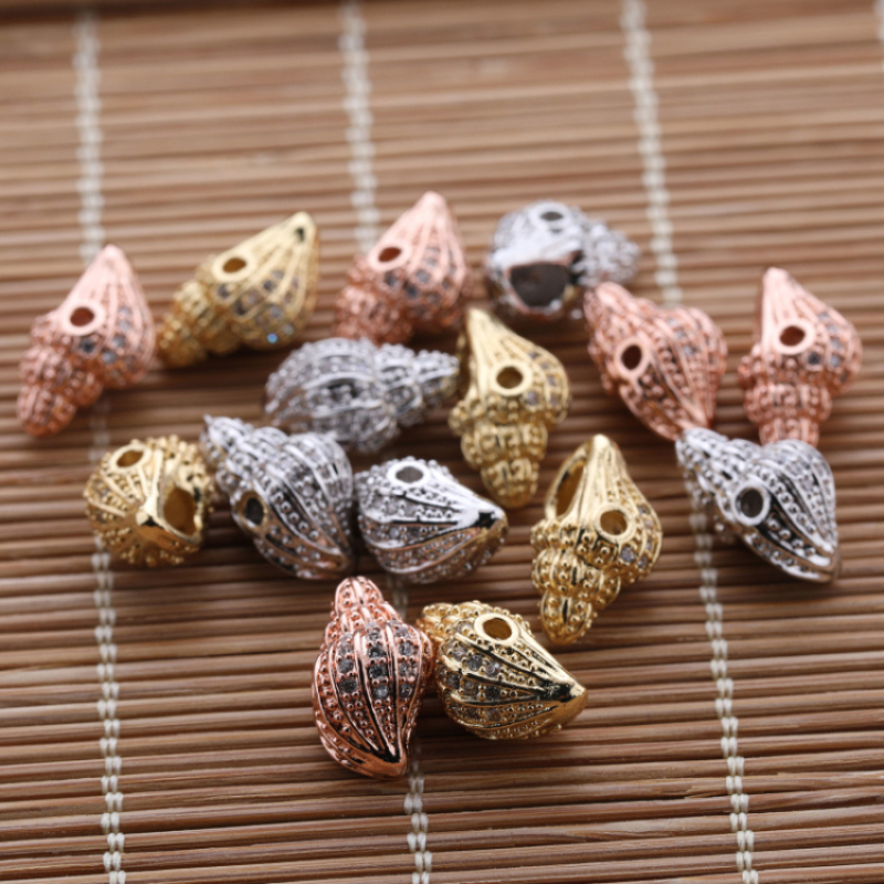 BOHEMIA Style High Quality Jewelry Accessories Micro Insert Zircon Copper Sea Snail Charms Pendants for Designers  Gift