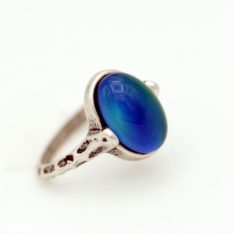 New Fashion Small Retro Silver Plated Emotion Feeling 12 Colors Change Mood Ring