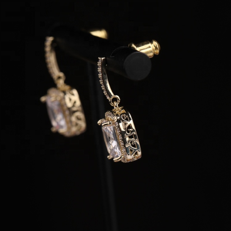 New Hot Selling 2021 Diamond Statement Earrings with 925 Sterling Silver Earring Post for Young Ladies Girls Women