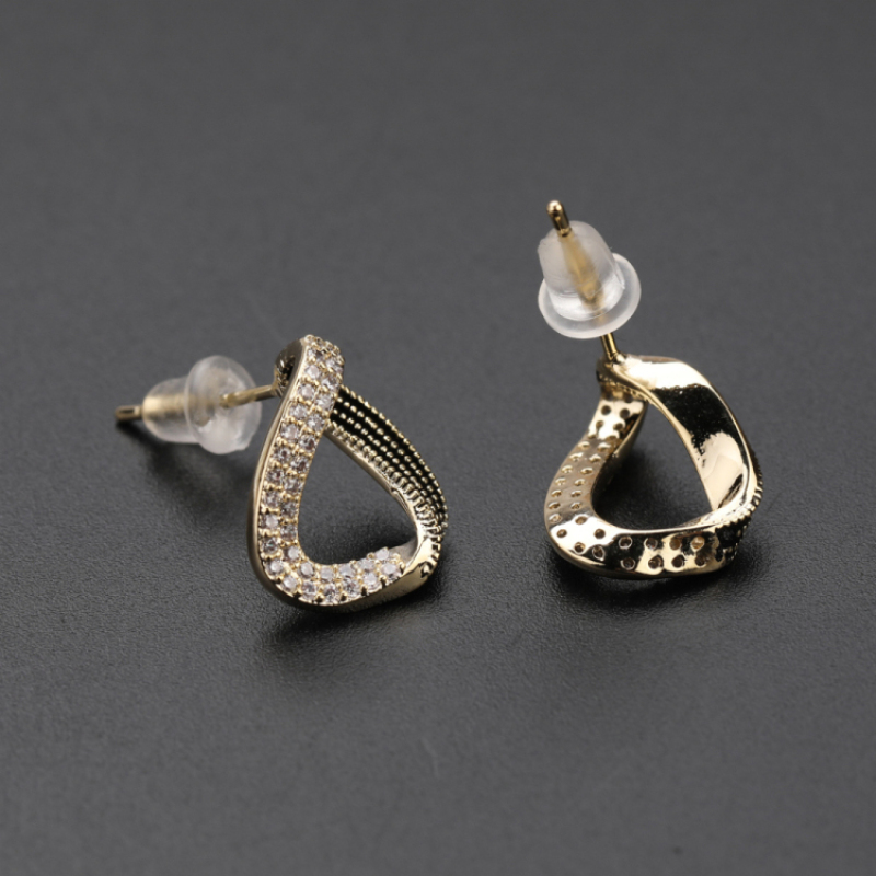 Fashion Gold and Silver Plated Handmade Micro Pave Zircon Twist Triangle Earring Post Earring
