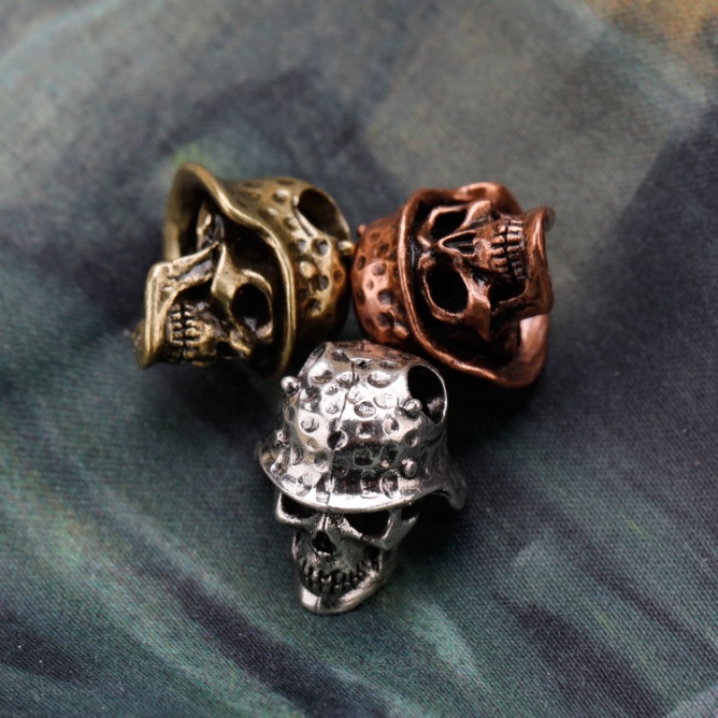 Wholesale Women Fashion Accessory Antique Silver Brass Copper Zircon Skull Helmet Beads for Jewelry Bracelet Necklace Making