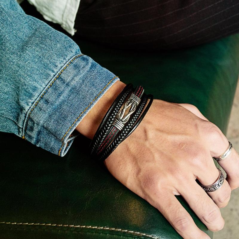 Custom Engraved Romantic PU Leather Bangles Men Wristband Bracelet Stainless Steel Black Jewelry Factory Bangle Bracelet
