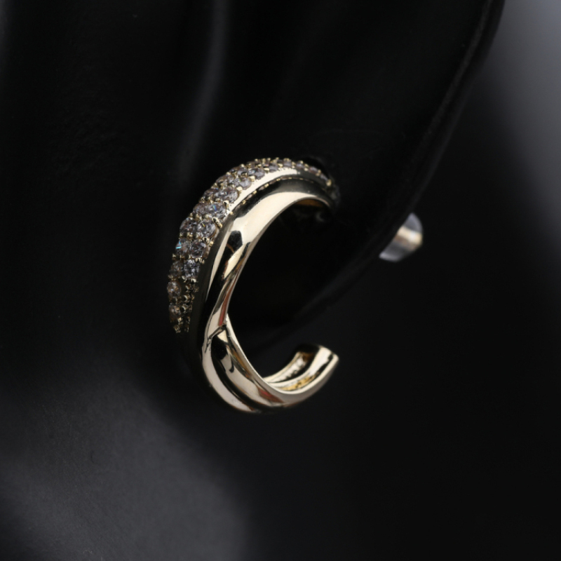 Hot Sale Micro Inlaid 925 Zircon Stud Earrings Cubic Half Circle Stud Earring Gold Zirconia Plated Brass High Quality Simple 18K