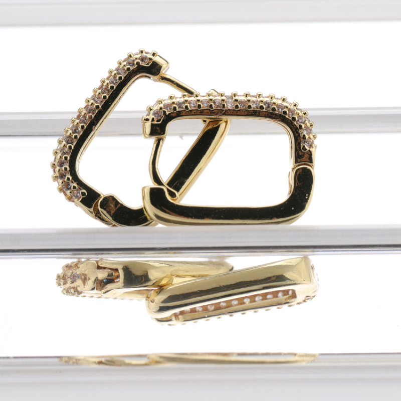 2021 Fashionable Micro Insert Zirconia Gold Brass Design Square-shaped Earrings for Women and Girl