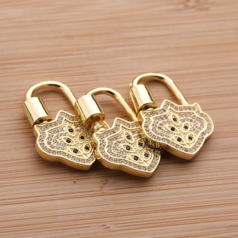 Clear CZ Micro Pave lucky Lock Screw Clasp Carabiner Gold Plated lucky Pendant for Necklace Jewelry Making
