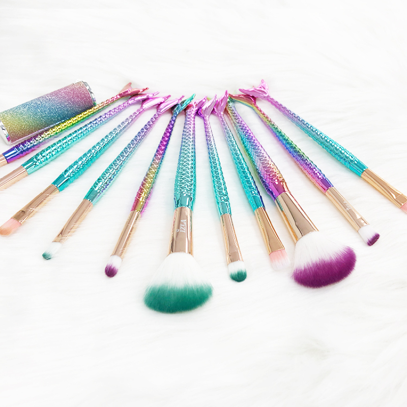Professional Transparent Diamonds Crystal Handle Private Label Makeup Brushes fish Makeup Brush Set