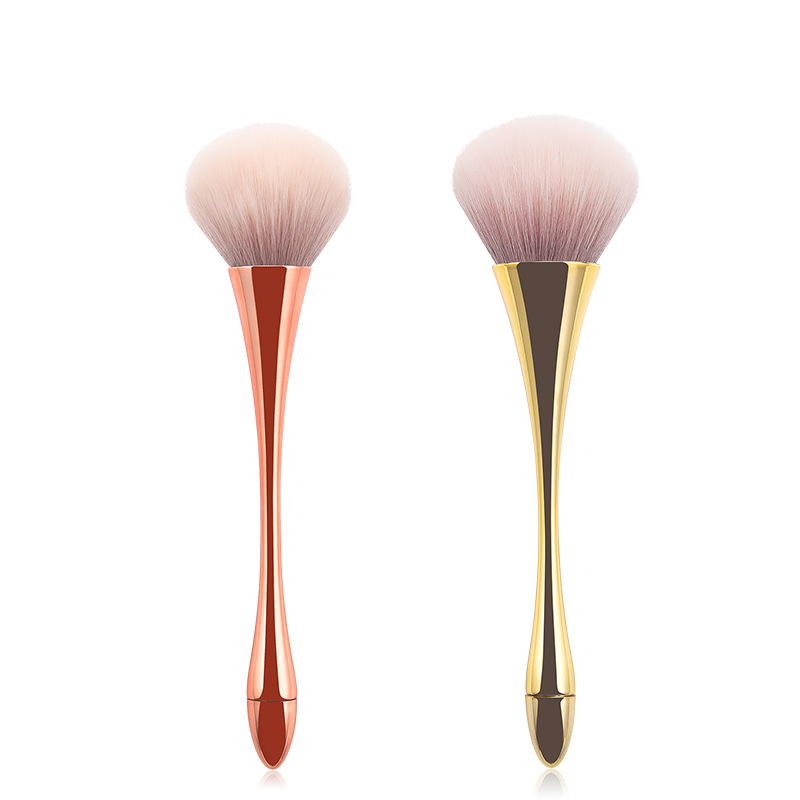 COSMETIC BRUSH