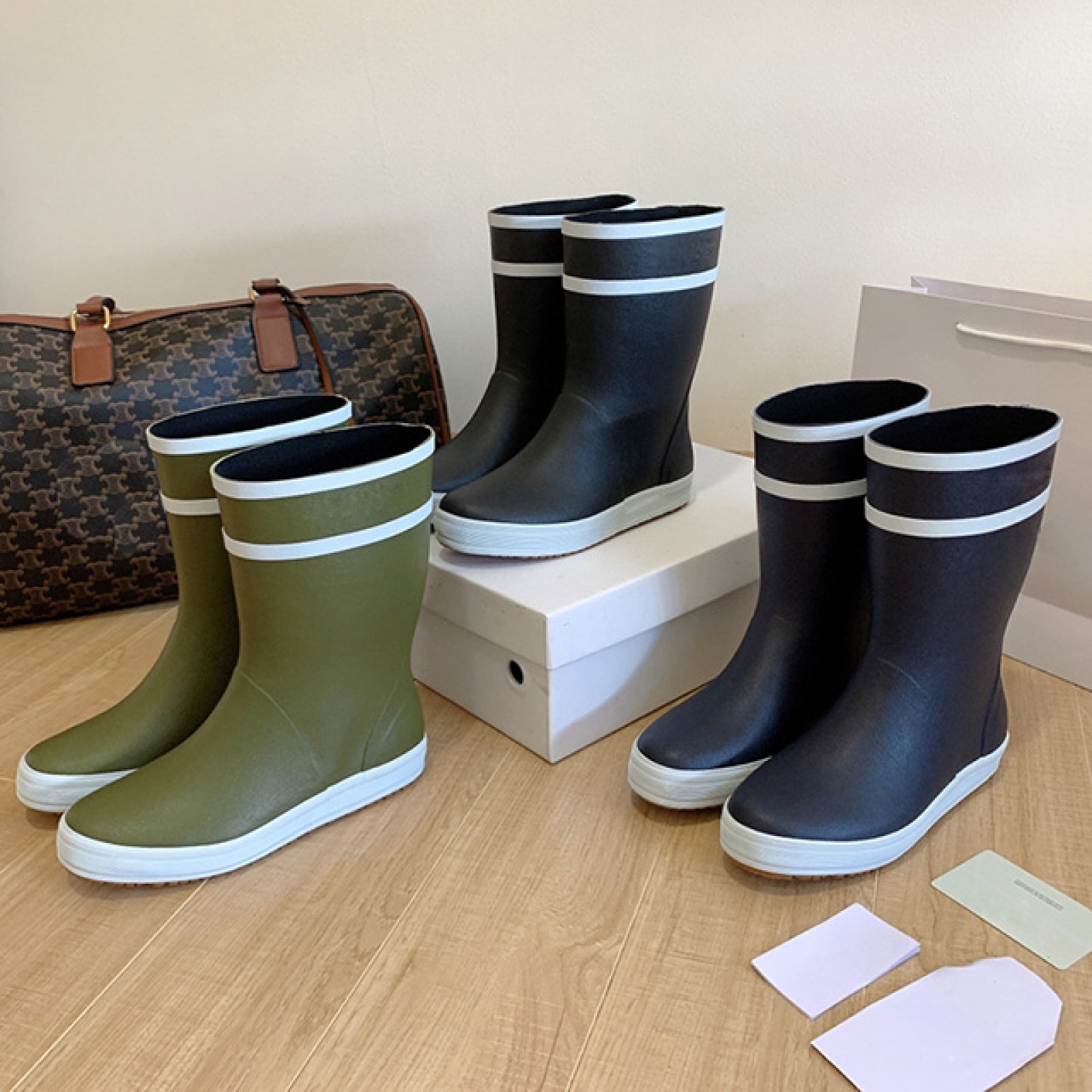 New Style Fashionable Middle Tube Waterproof and Anti-slip Women's Rain Boots