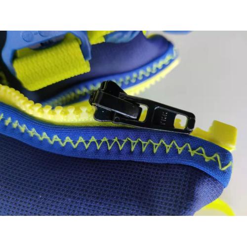 2021 Water safety floatable Neoprene Safety Life Vest Kids Swimming Jacket