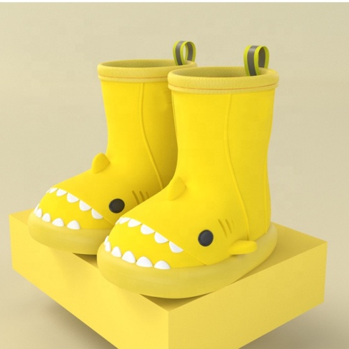 Wholesale Outdoor Children Comfortable Rain Boots Kids Cute Shark Rnjection Shoes PVC Boots