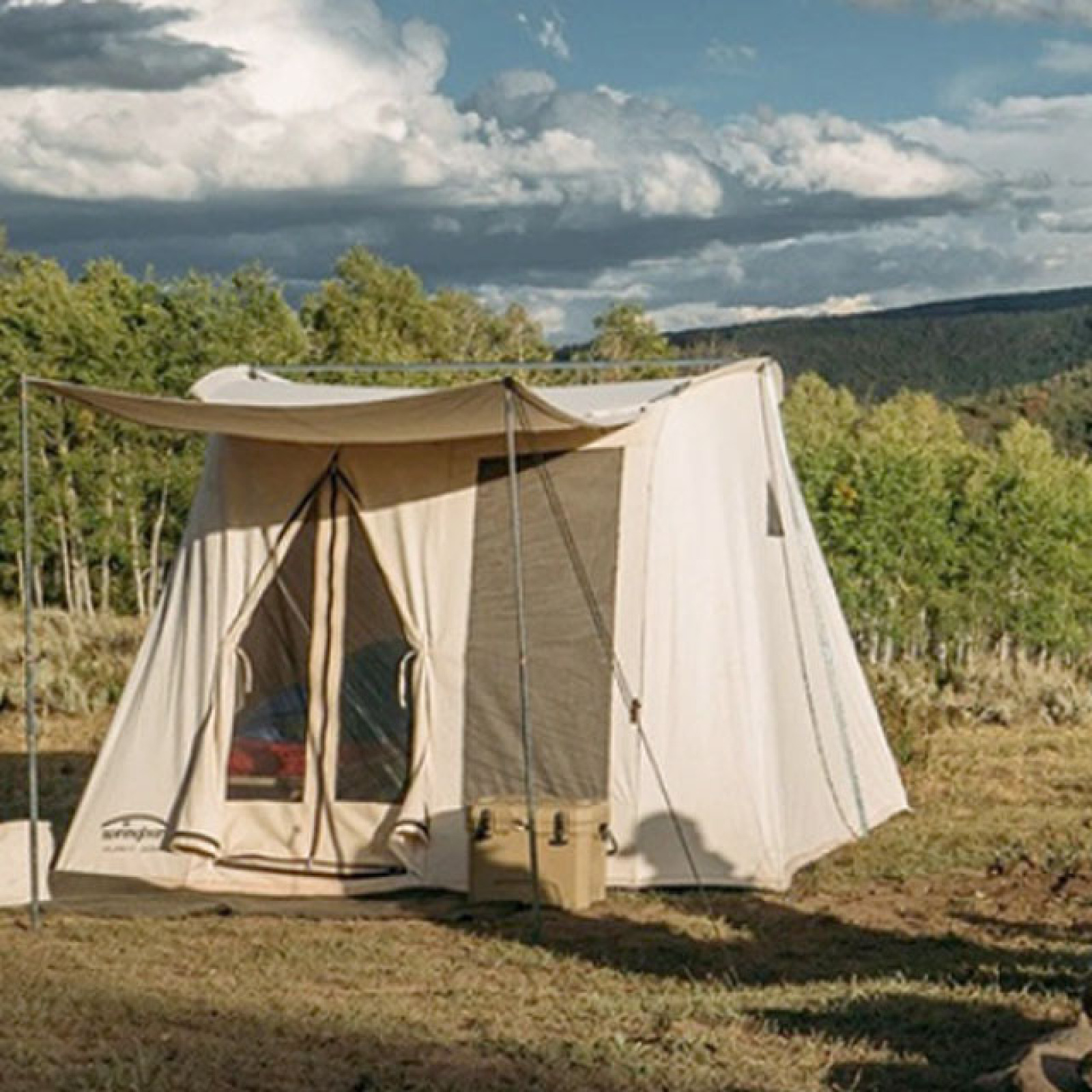 High Quality Australian Style Light Luxury Family Camping Tents Customized Wholesale