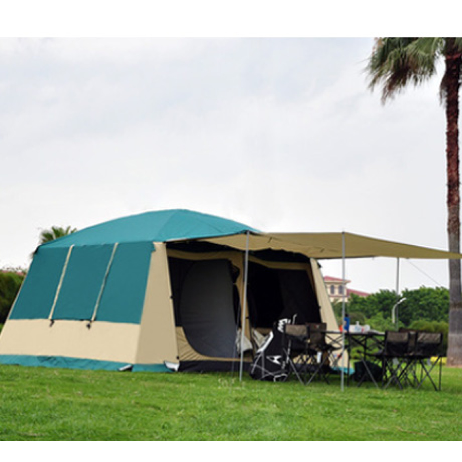 Customized Fashionable 8 Person Waterproof Two Rooms Camping Tent Family Traveling Large Space Field Outdoor Tent Wholesale