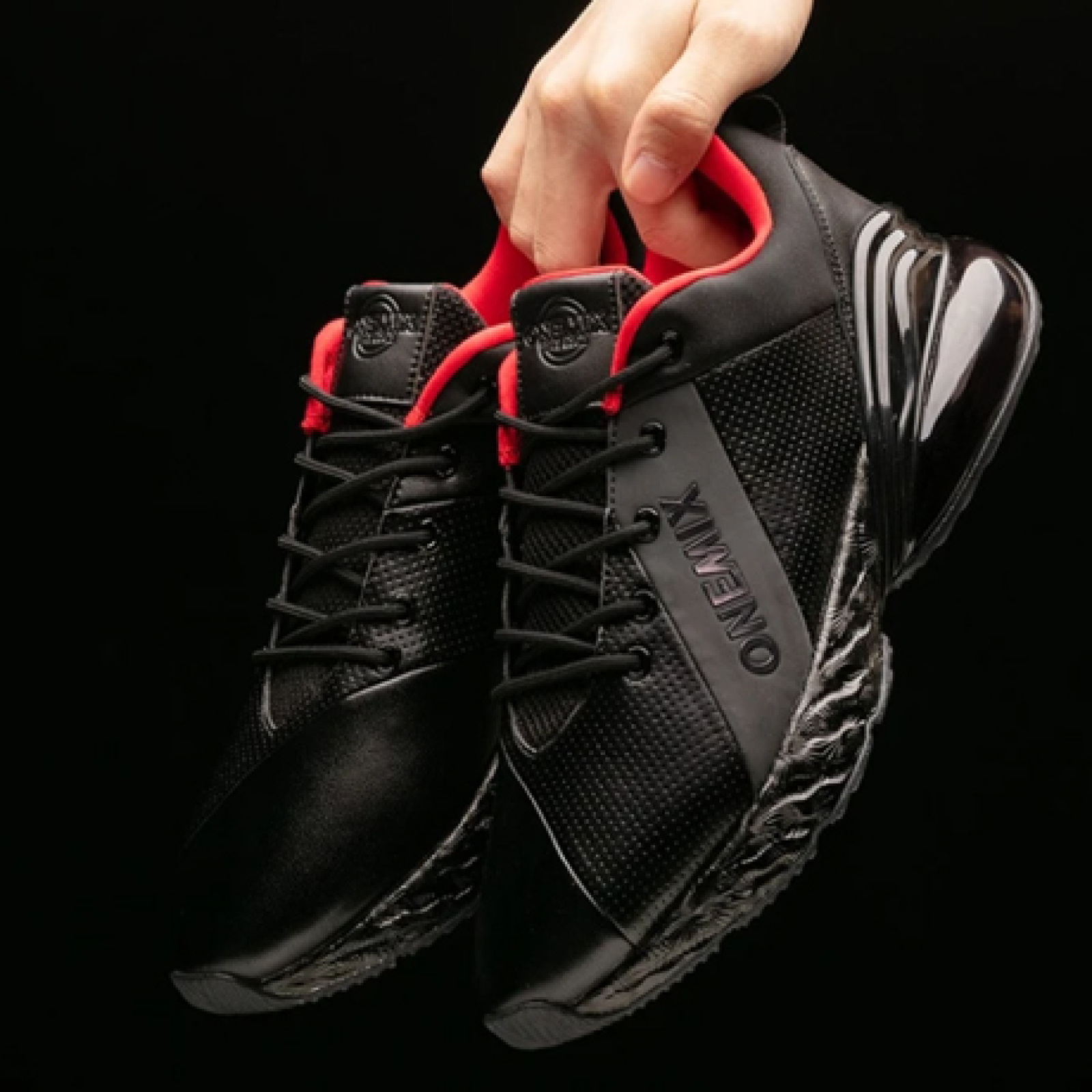 ONEMIX Winter Sneakers for Men Running Shoes Sports Outdoor Jogging Shoes Air Cushion Retro Walking Sneaker Casual Leather Shoes