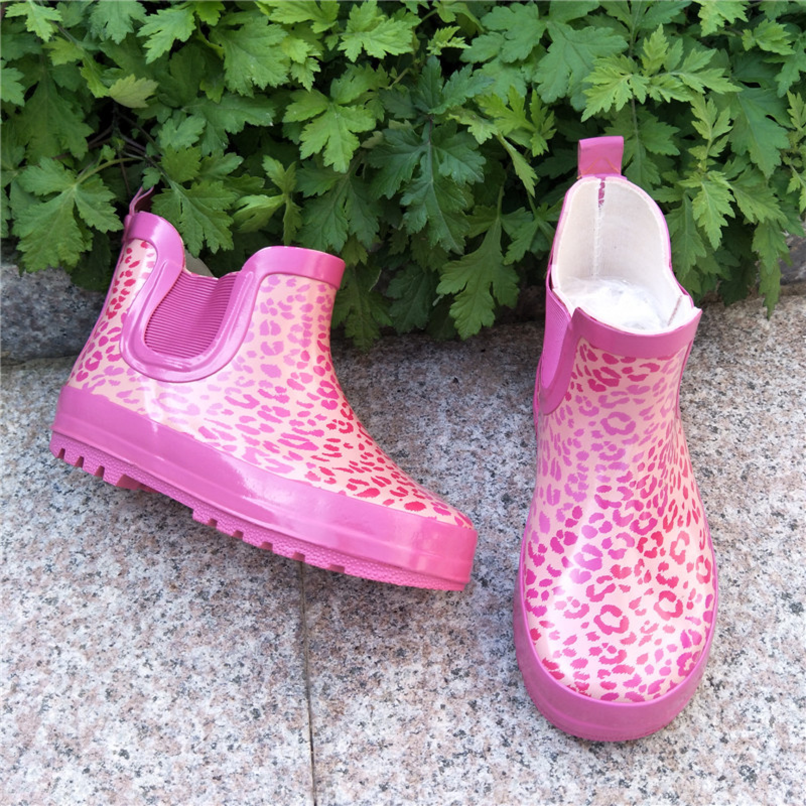 Wholesale Children's Ankle Rain Boots Waterproof Baby Rain Boots Fashion Printed Rubber Shoes