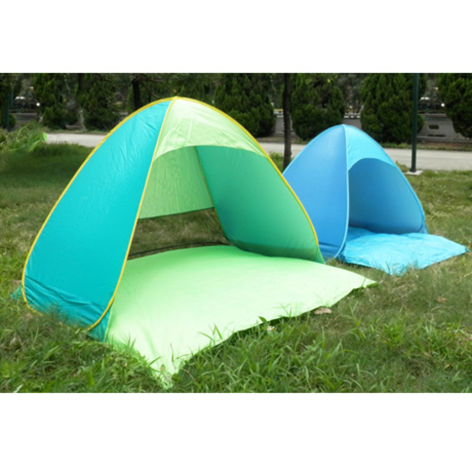 Customized Pop Up Beach Tent Camping Family Tent Lightweight Sun Shelter Outdoor Tents Wholesale