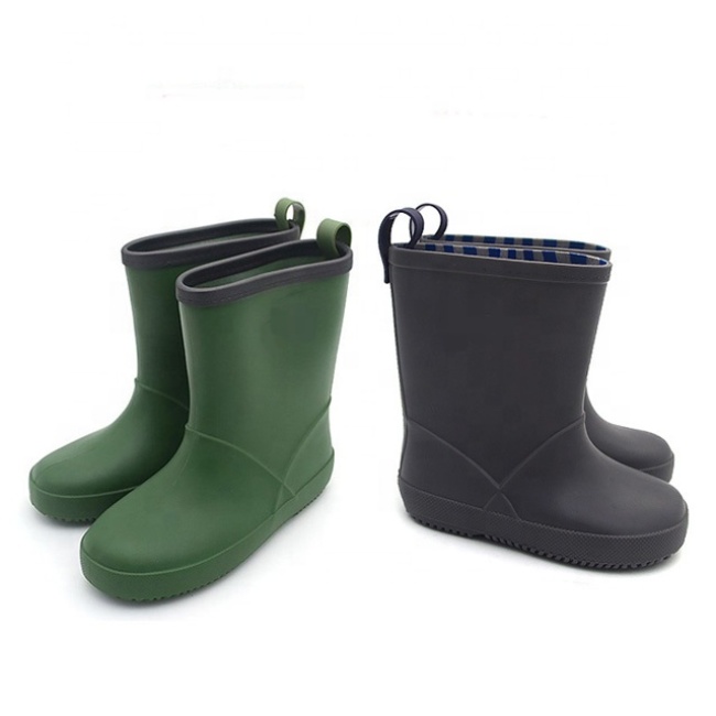 Wholesale 100% Waterproof Light Weight Kids Rain Boots PVC Rain Boots