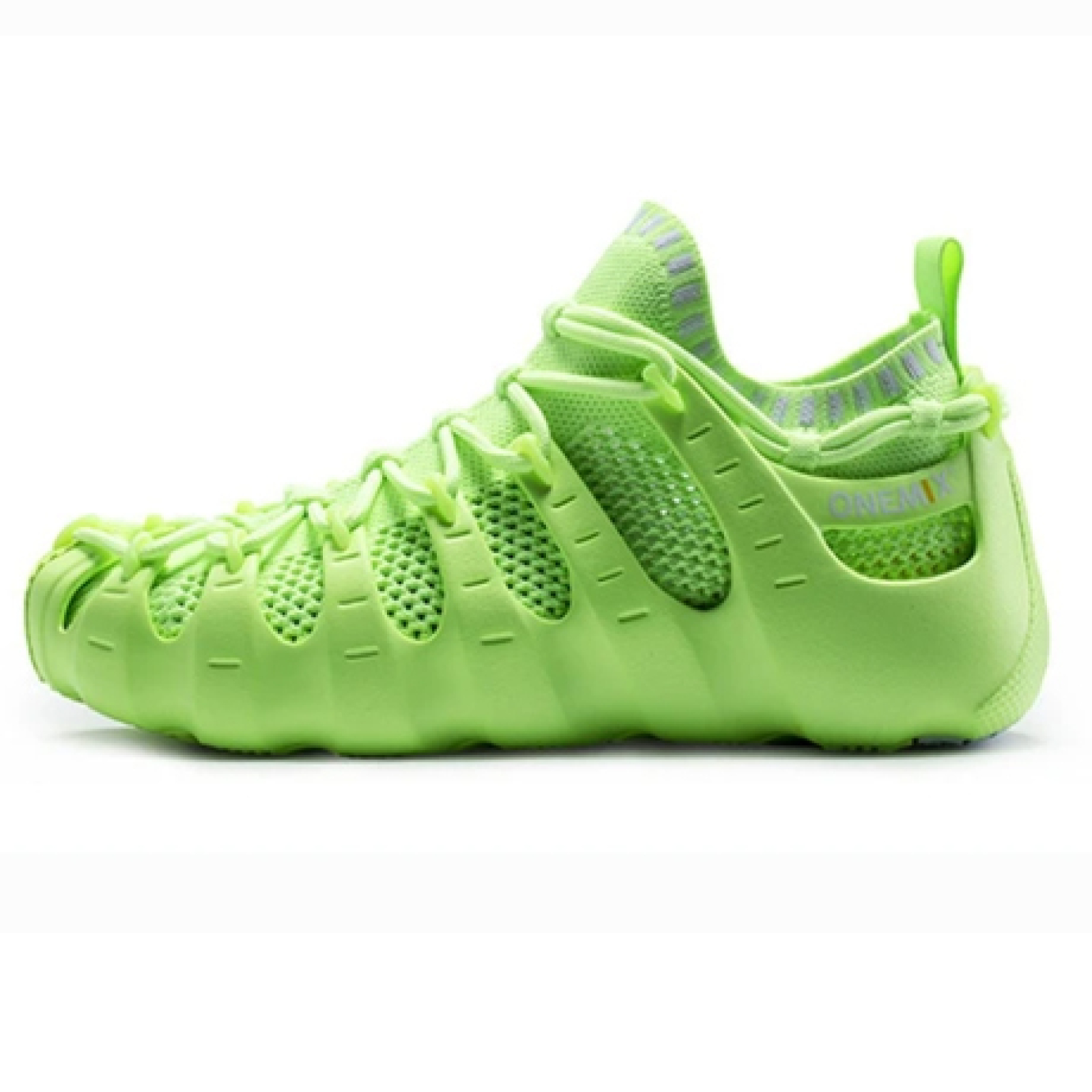 2021 ONEMIX  New Walking Breathable Mesh Shoe Beach River Tracing Rome Shoe Customized For Wholesale