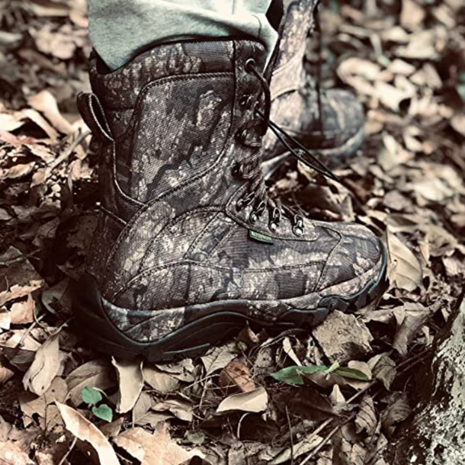 Lightweight Comfortable Waterproof Mens Timber Camo Hunting Boots with Memory Foam Insole Customized Wholesale
