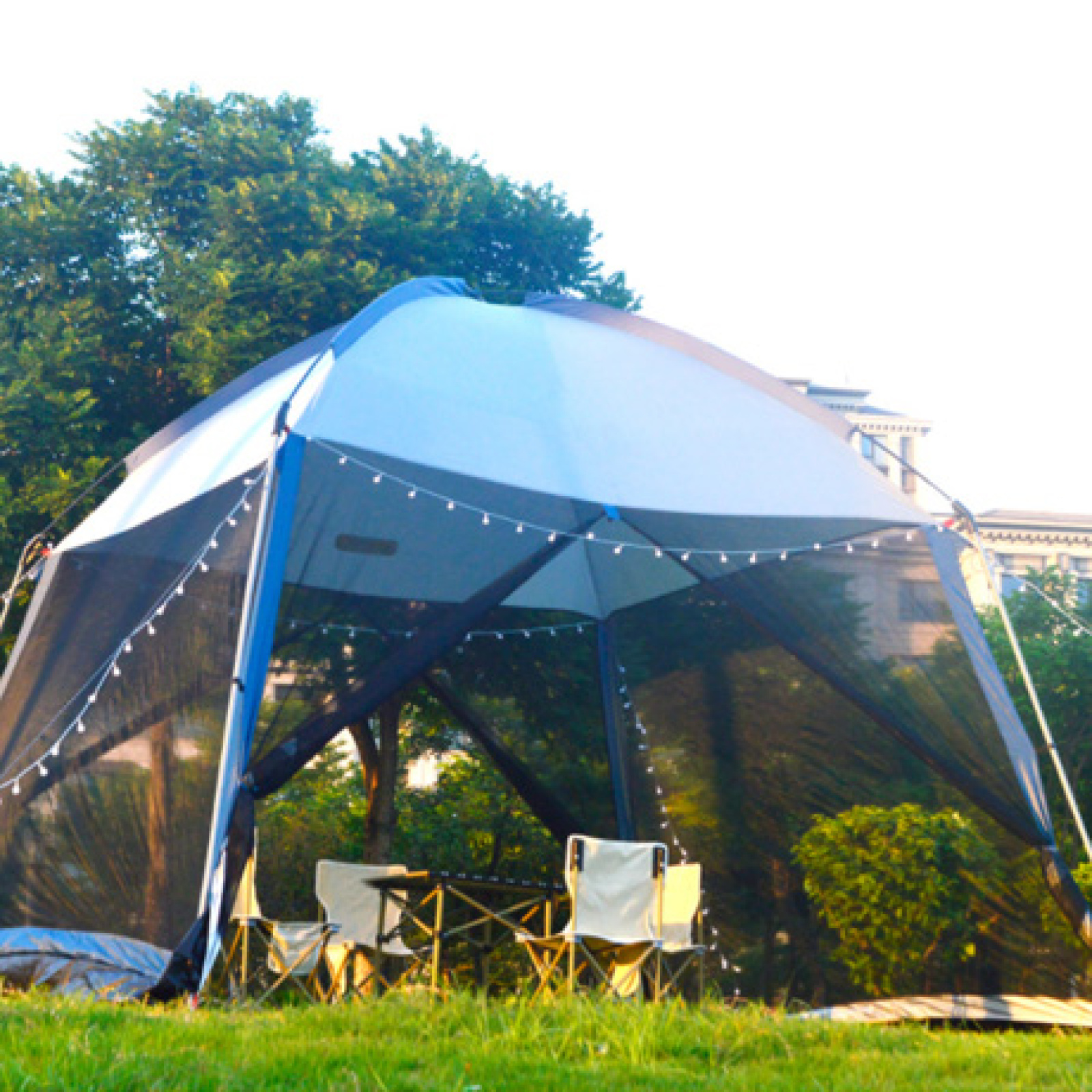 Customized Outdoor Folding Tent Sunshade Mesh Shelter Picnic Barbecue Beach Tent For Camping Wholesale