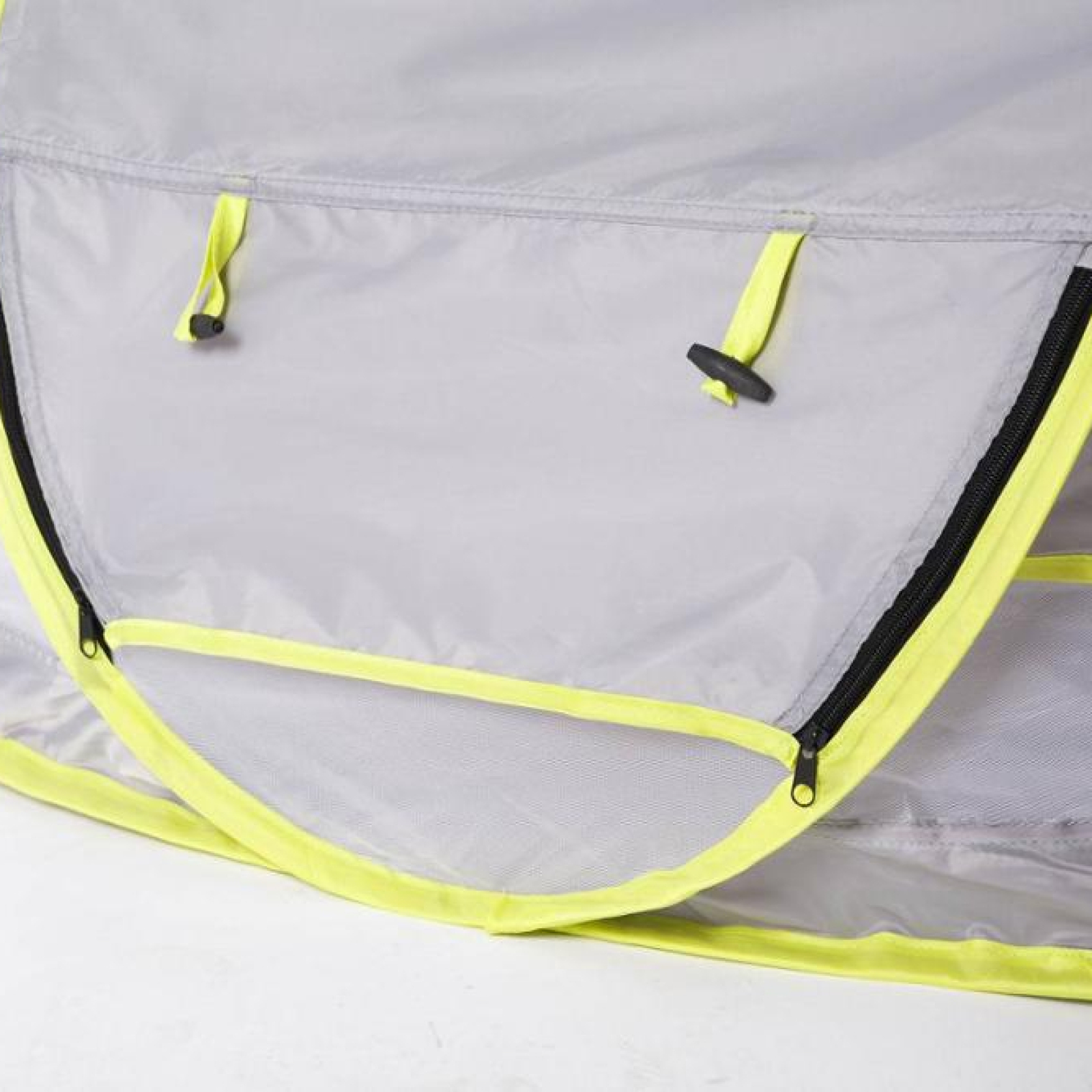 Amazon Sunproof UV Baby Pop Up Beach Tent with Mosquito Net