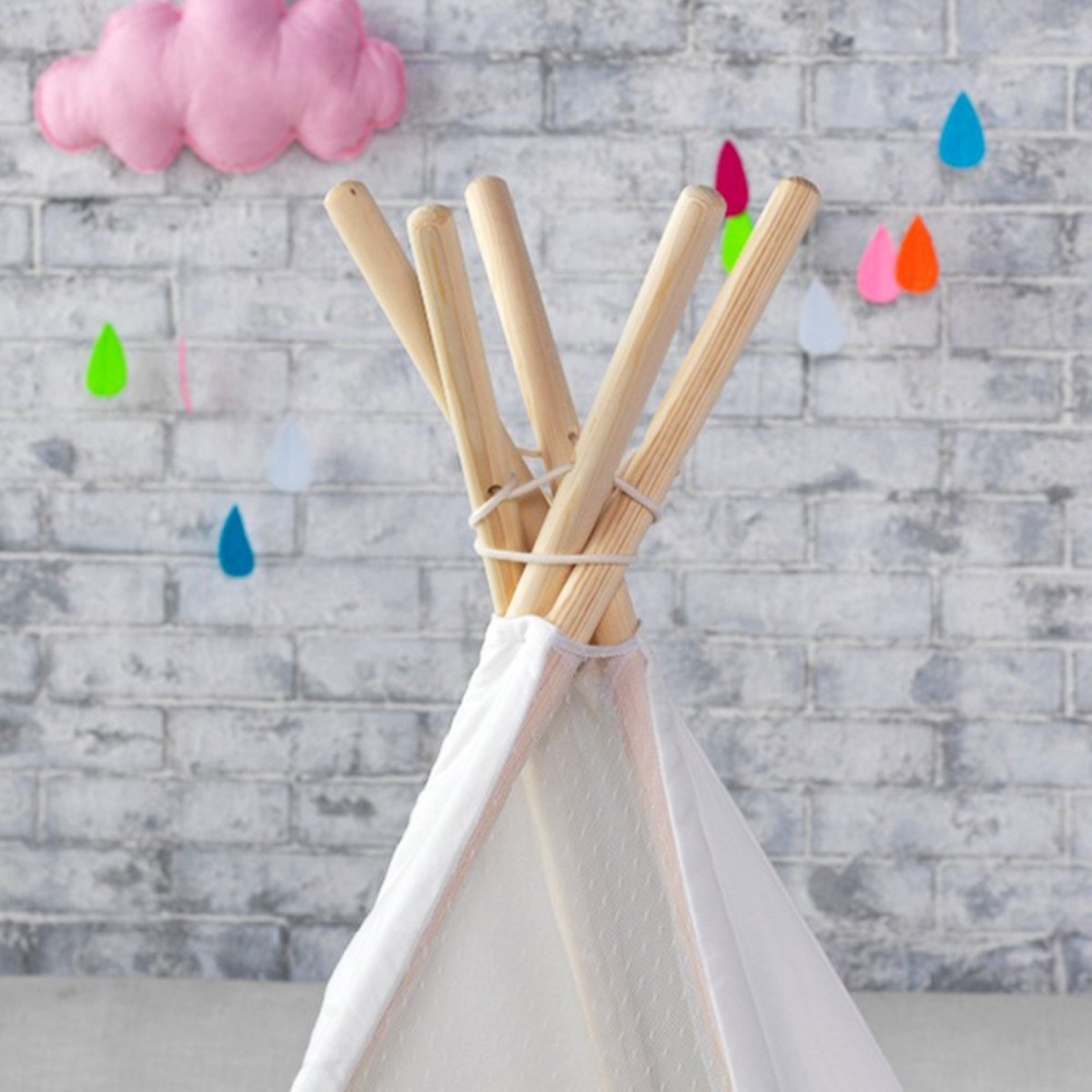 Kids White Canvas Indoor Play Teepee tent