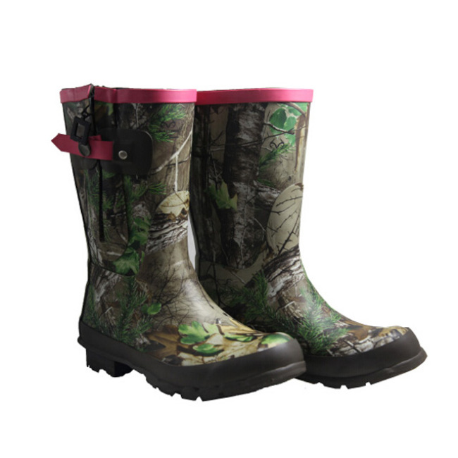 Cheap Camo Mid-cut Rain Boots