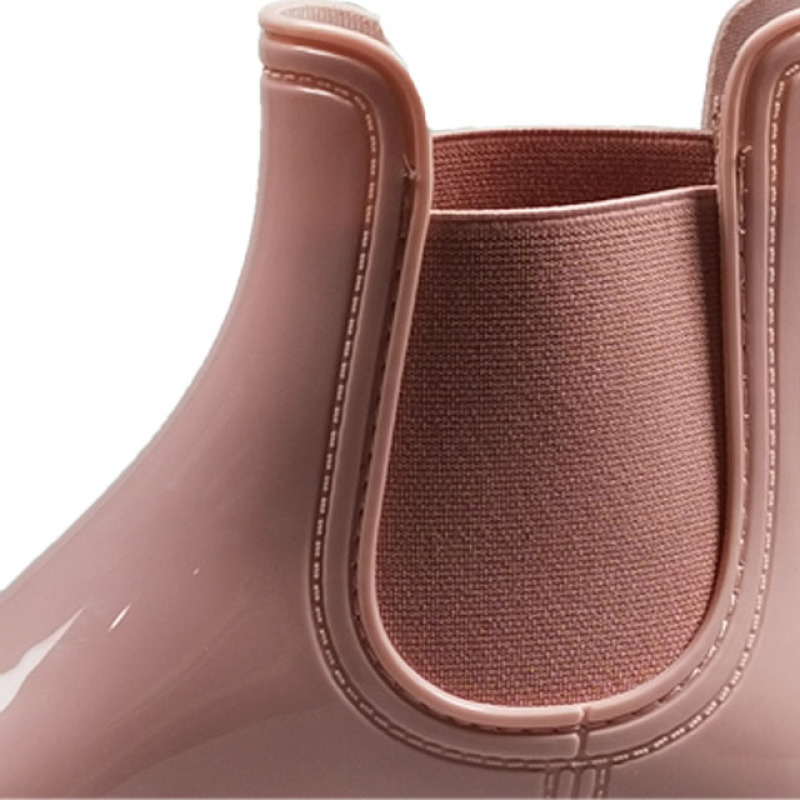 Fashion Trend Women Waterproof PVC Ankle Anti-Slip Rain Boots Customized Wholesale