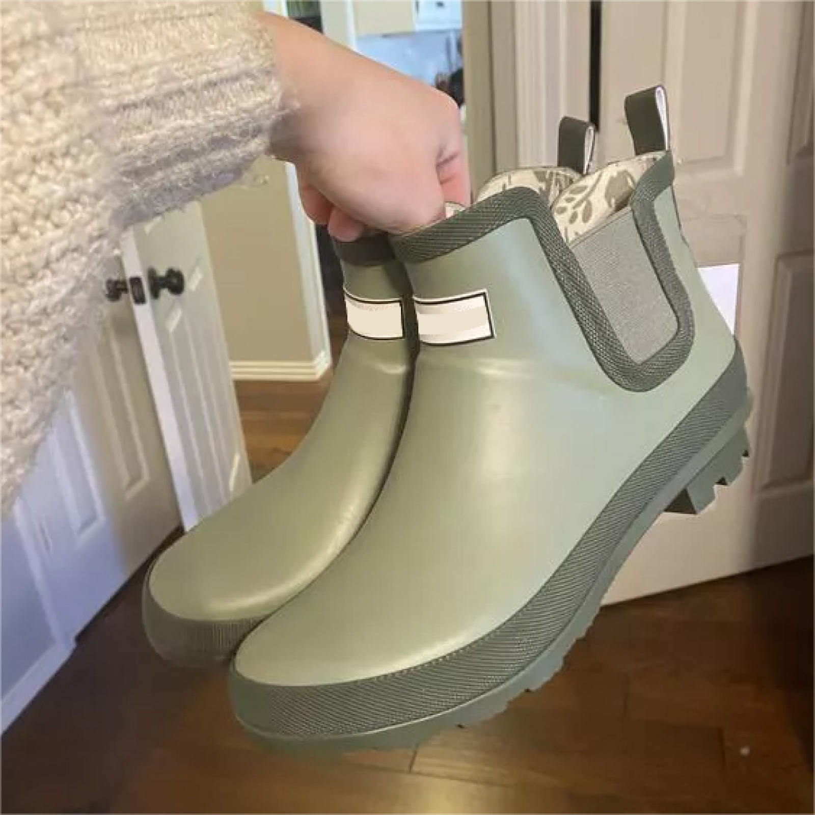 Wholesale Ankle Fashion Women Rubber Rain Boots Custom Print High Quality Chelsea Women Boots Elastic Garden Rubber Rain Boots