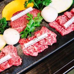 Jo-Tomosankaku (上友三角) 