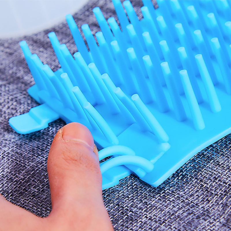 Portable Pet Paw Cleaner 2 In 1 Dog Paw Cleaner Pet Cleaning Brush Feet Cleaner For Dog & Cat Grooming