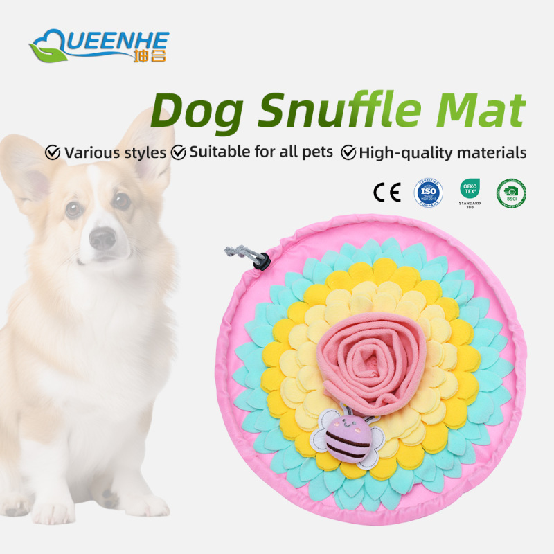 Hot Sale Wholesale Durable Dog Interactive Puzzle Mat Pineapple Pattern Pet Snuffle Mat