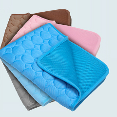 Wholesale Washable Dog Cooling Mat Ice Silk Cooling Mat Pet Self Dog Cooling Pad for Indoor & Outdoor Car Seats