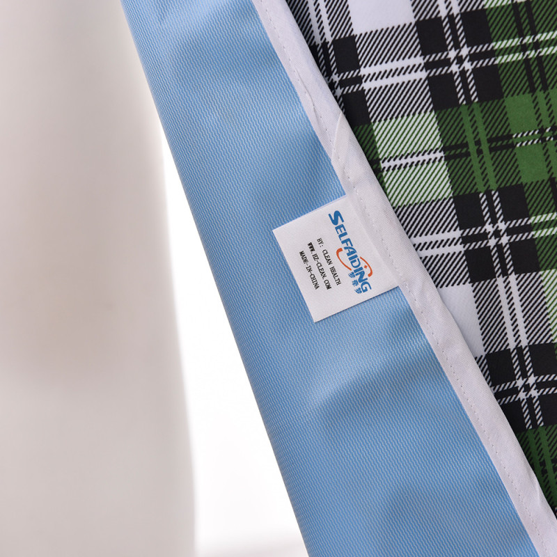 Baberos adultos impermeables reutilizables del protector de la ropa de la venta caliente para las mujeres y los hombres