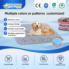 Оптовая продажа водонепроницаемых и пригодных для машинной стирки пеленок для собак, используемых для приучения щенков к туалету.