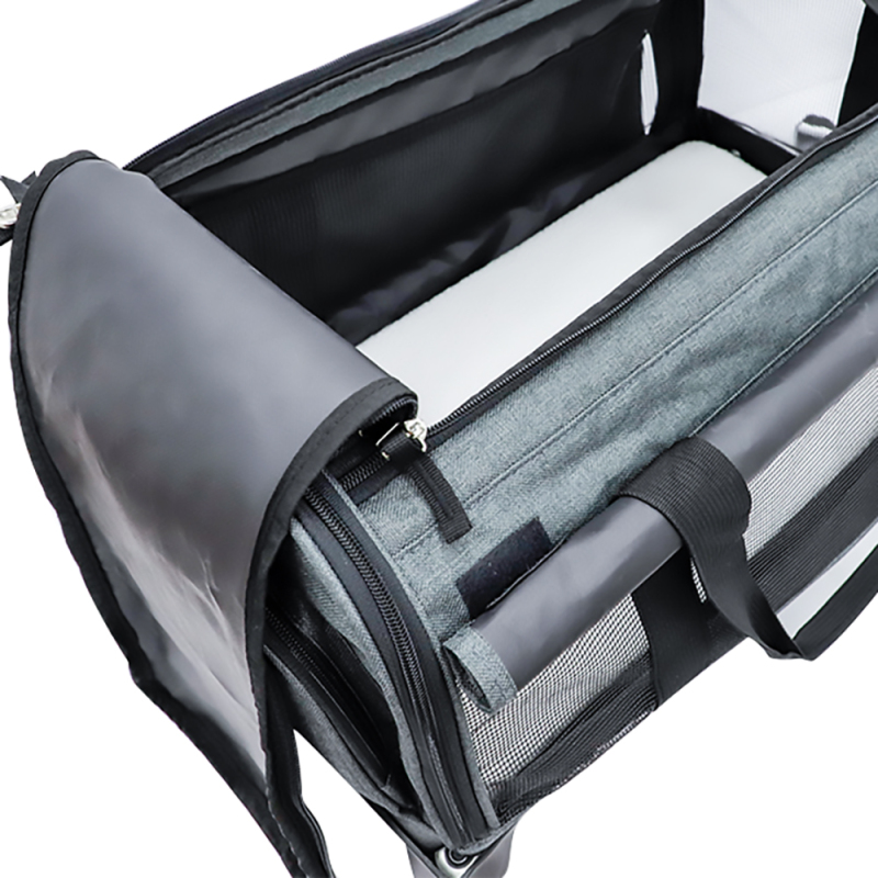 Wholesale Portable Breathable Pet Travel Carrier Bag With Locking Safety Zippers For Dog Cat