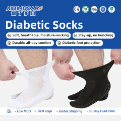 Soft Breathable Diabetic Crew Socks Moisture Wicking for Men Women