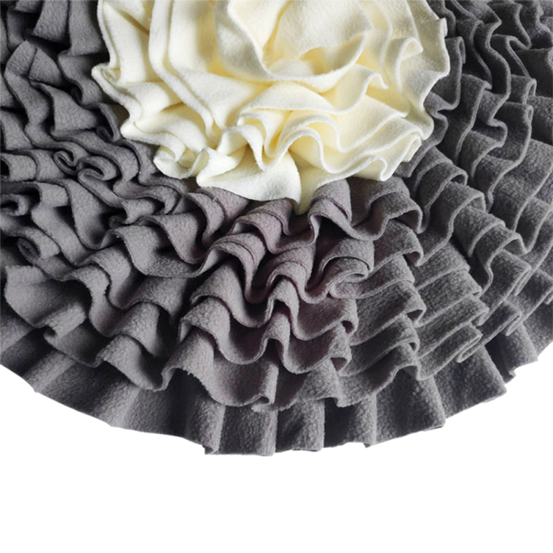 Pet Snuffle Mat Interactive Feed Game Encourages Natural Foraging Skills for Cats Dogs Bowl Travel Use