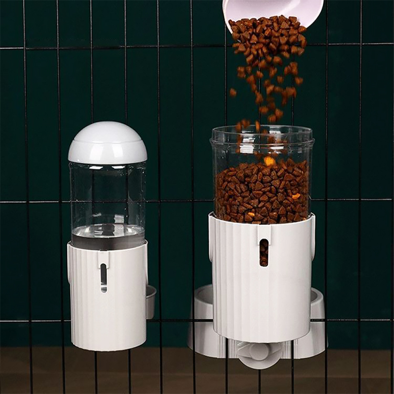 Wholesale Hanging Automatic Food Dispenser Small Animals Food Hanging Bowl for Crates & Cages