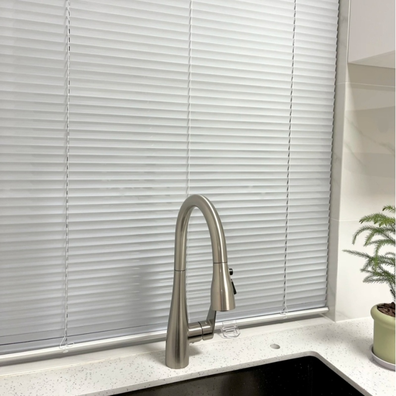 Cordless roller blind window coverings cordless venetian blinds
