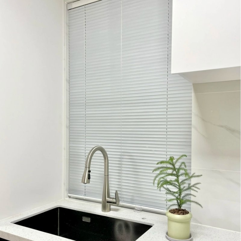 Cordless roller blind window coverings cordless venetian blinds