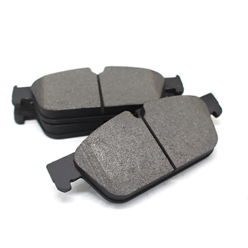 MR407900 High Quality Ceramics Material Car Brake Pad Front Brake Pad MR407900 For MITSUBISHI MR407900