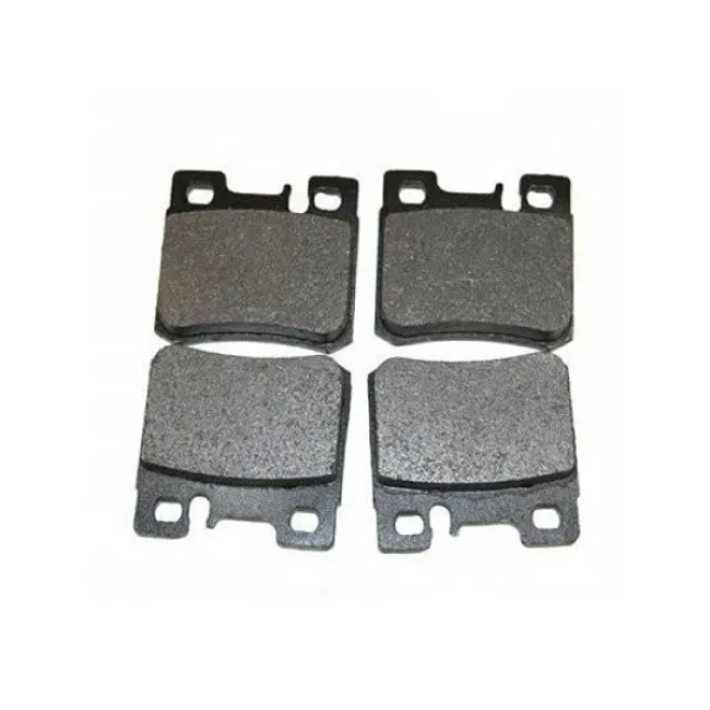 001 420 02 20 High Quality Factory Price Car Accessories Rear Brake Pad D495 For Mercedes-Benz 0014200220