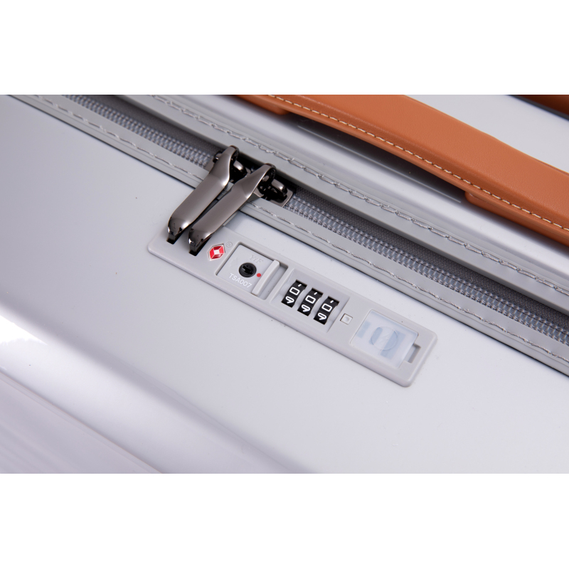 20" Carry on Luggage Lightweight Suitcase TSA Lock USB port Luggage Wheel lock Artificial leather Top handle Spinner Wheels