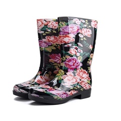 2022 Fashion Hot Selling Women Rain Boots Waterproof Lightweight Garden Rain Boots for women