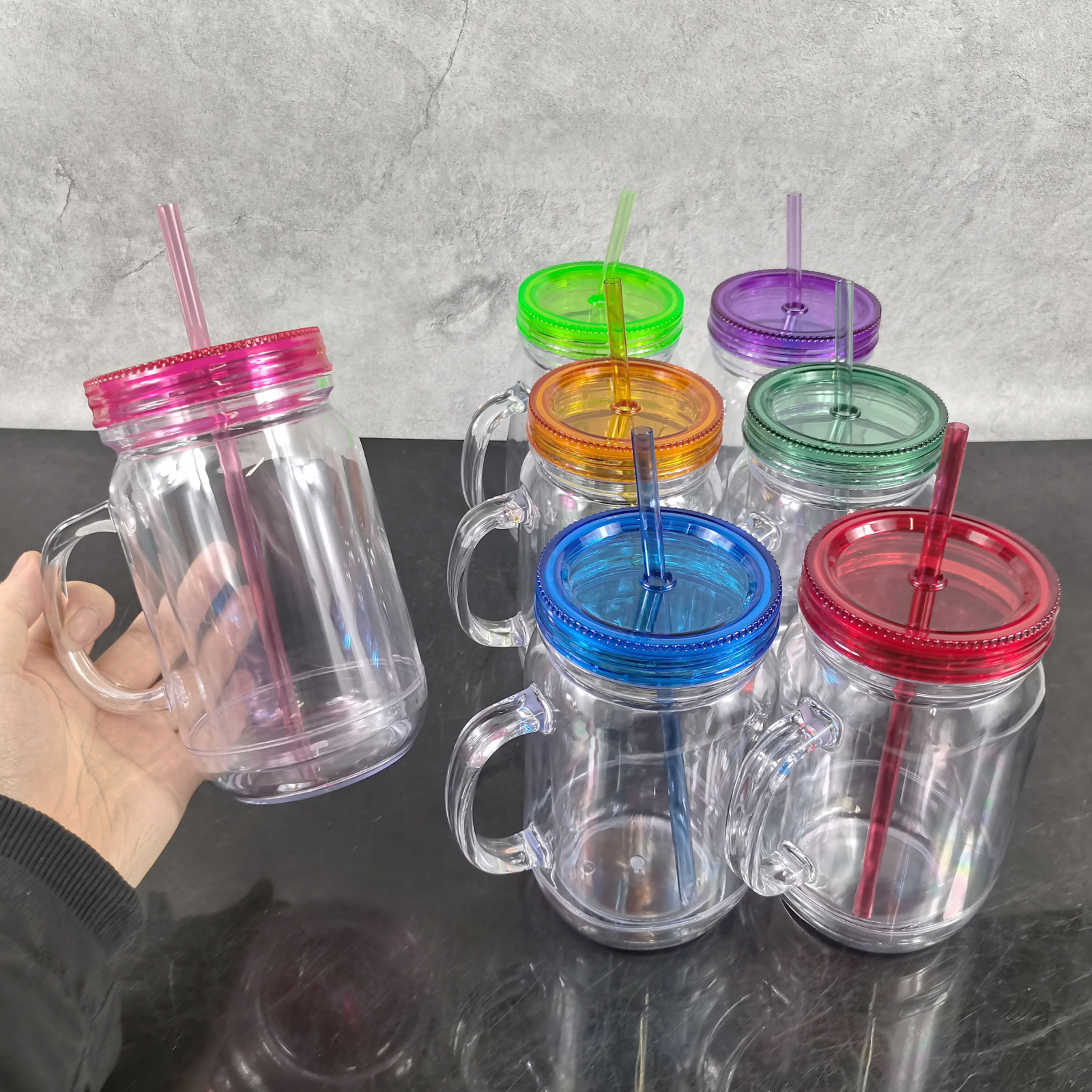 Wealthysub, склад в Китае, 20 унций, снежный шар с двойными стенками, предварительно просверленная пластиковая банка с ручкой