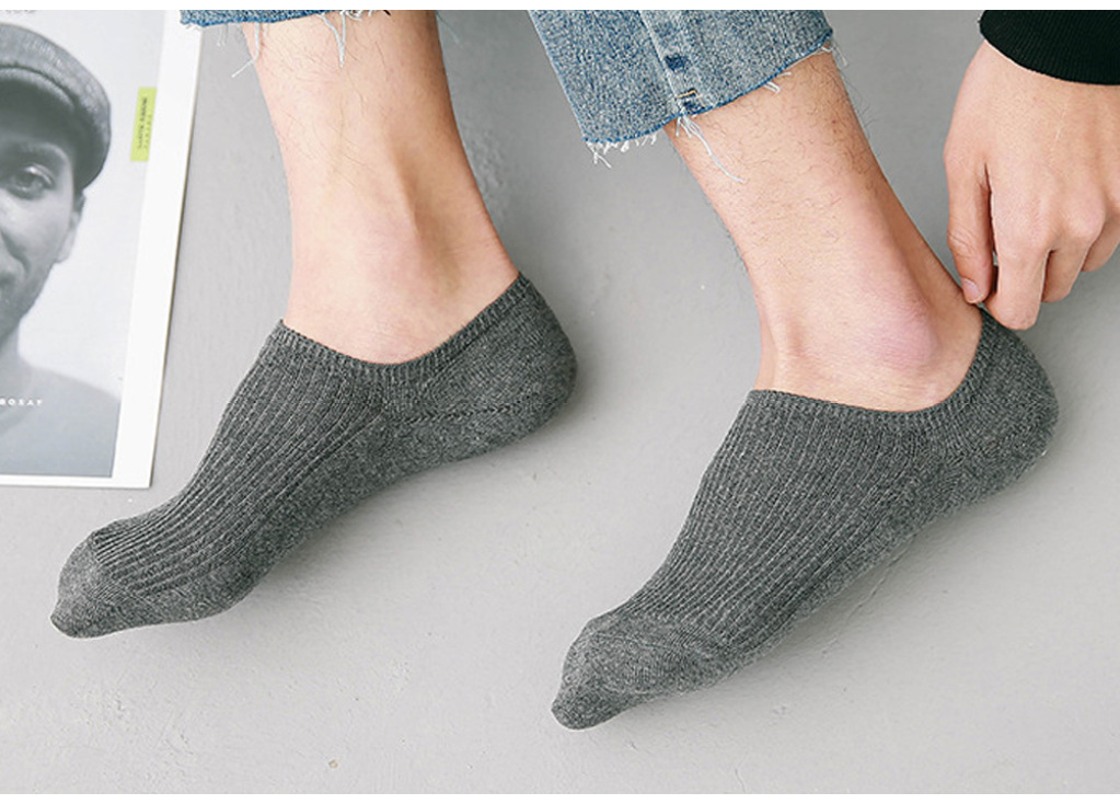 Why Wear Low-Cut Socks? Benefits,Styles,and Everyday Versatility