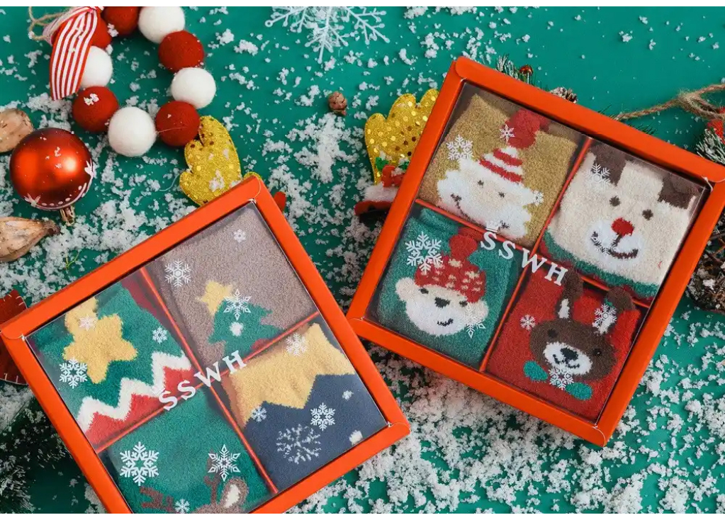 How Custom Logo Socks Can Strengthen Your Brand This Christmas