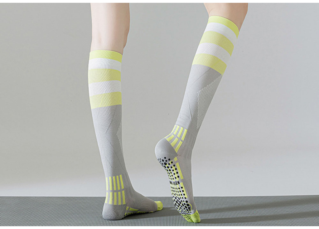 Why Mid-Calf Socks Are the Best Choice for Style and Function