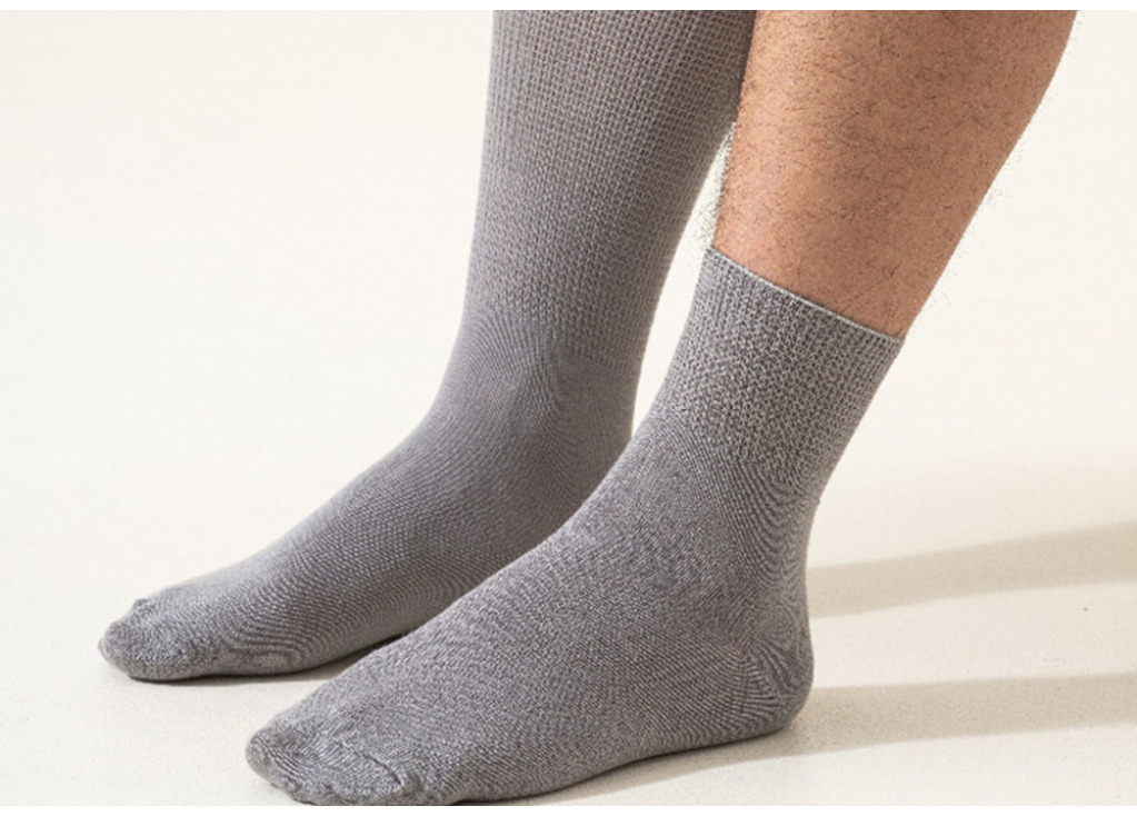 Sports Socks for Diabetics: Stay Active,Stay Protected